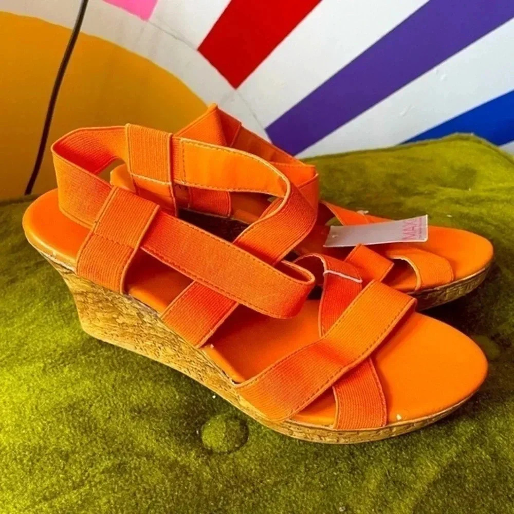 Max Rave Strappy Orange Wedges‎ NWT! Size 9
